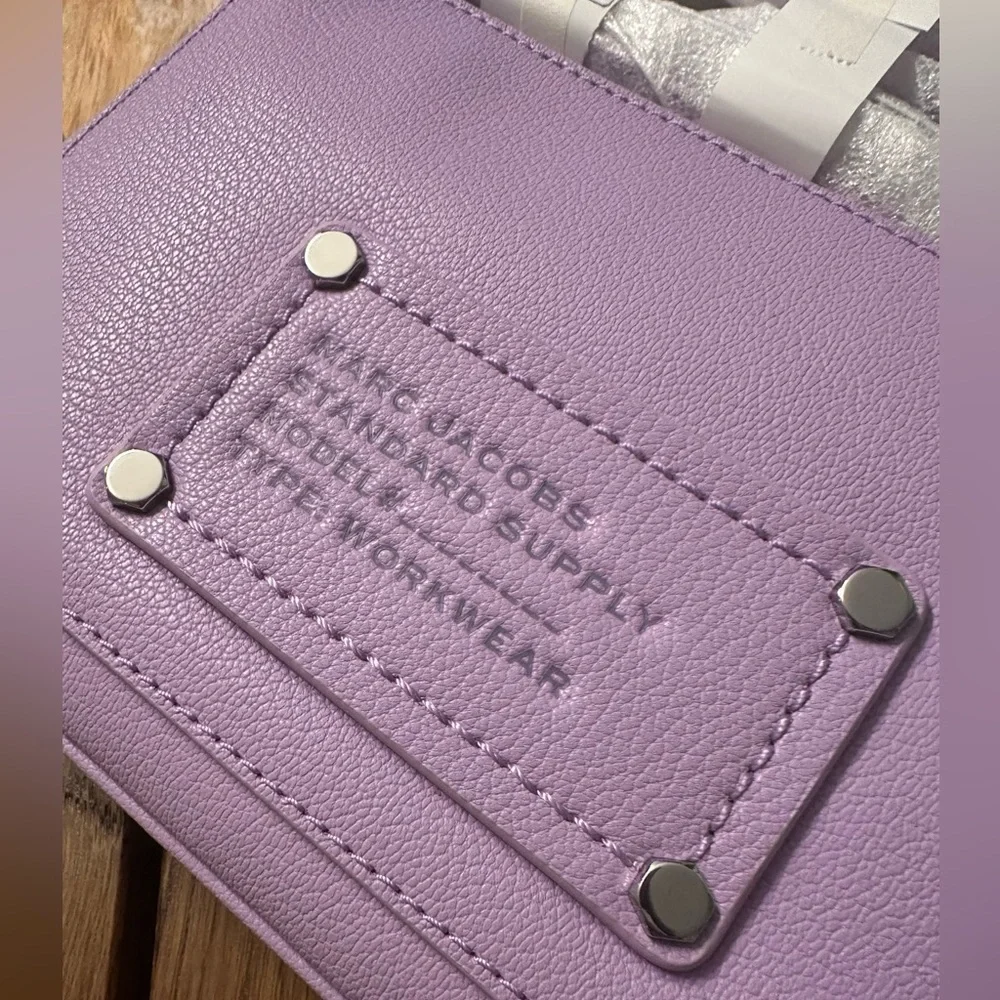 NWT! NEW! Marc Jacobs Leather Crossbody Wisteria with Silver hardware Women